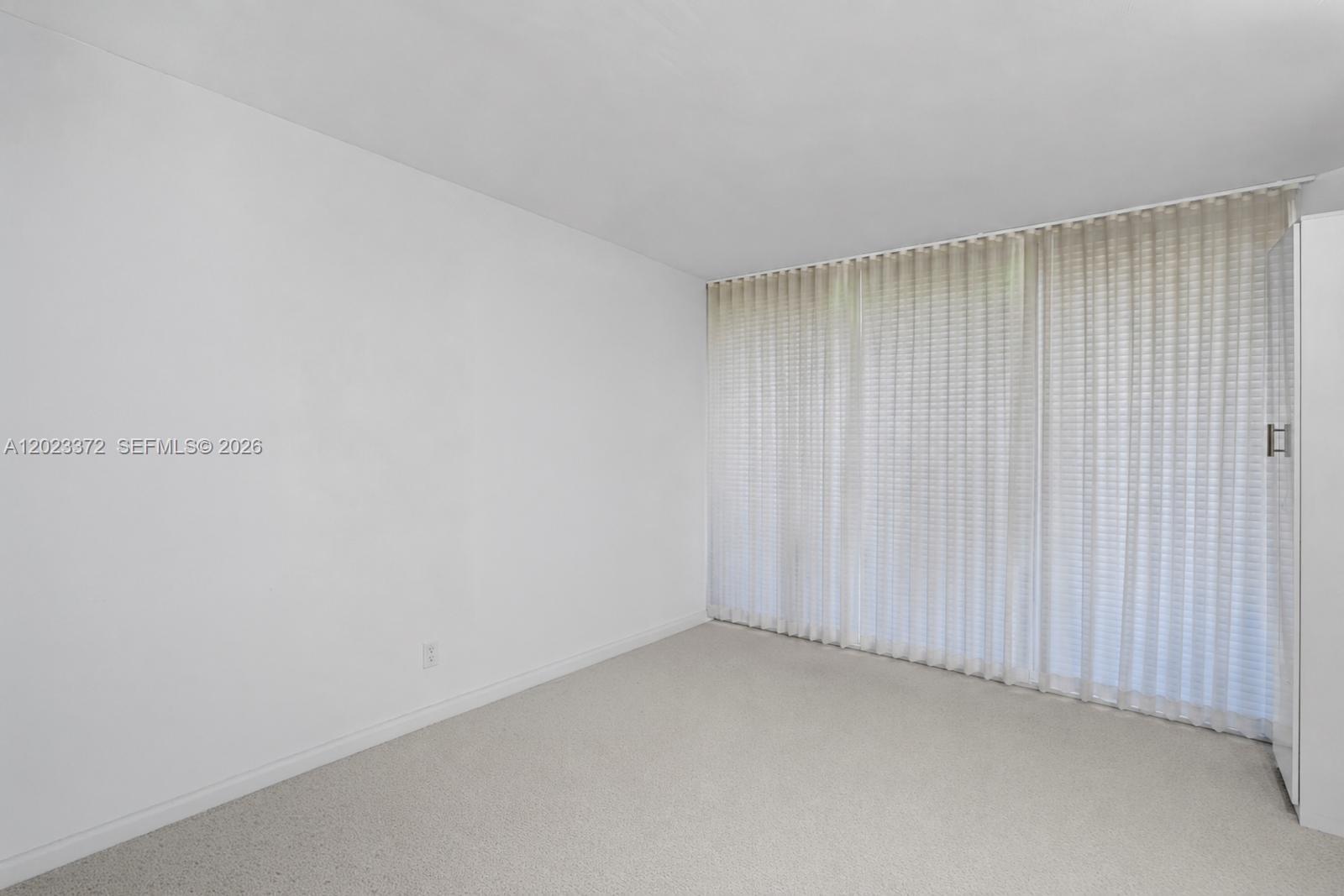 305 2 / 2 1750 sq. ft. $ 2026-05-21 0 Photo