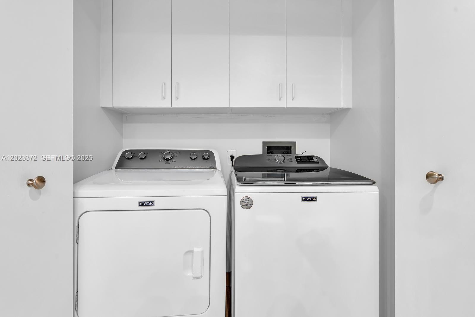 305 2 / 2 1750 sq. ft. $ 2026-05-21 0 Photo