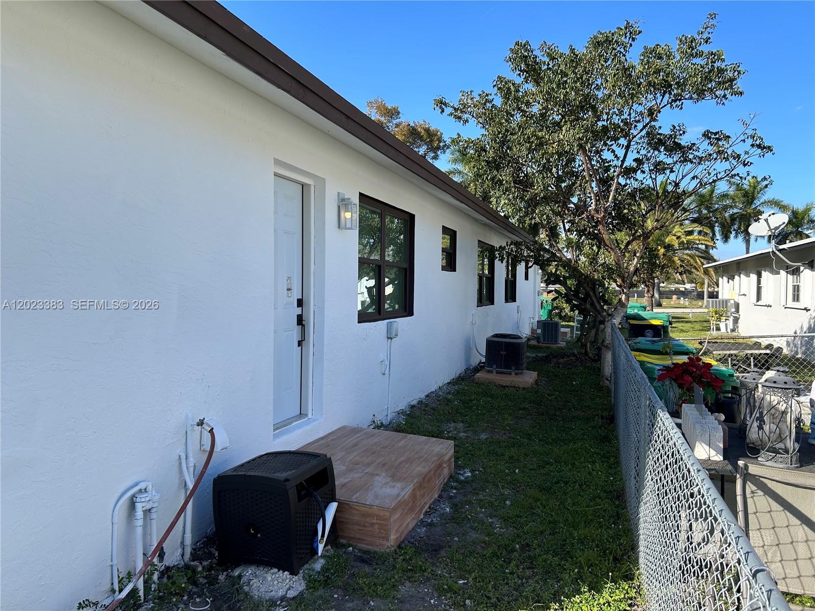 See details / 1728 sq. ft. $ 2026-05-21 0 Photo