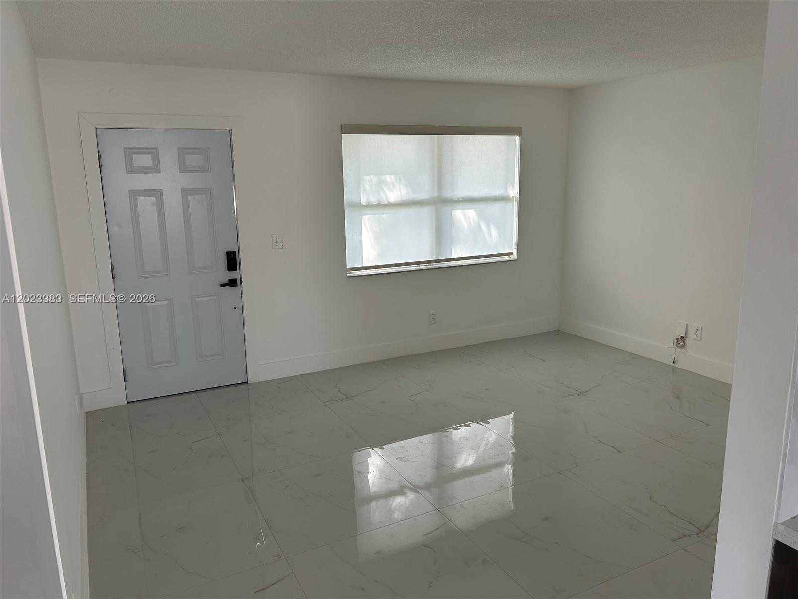 See details / 1728 sq. ft. $ 2026-05-21 0 Photo