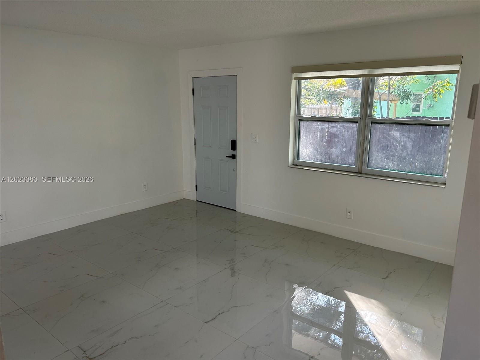 See details / 1728 sq. ft. $ 2026-05-21 0 Photo