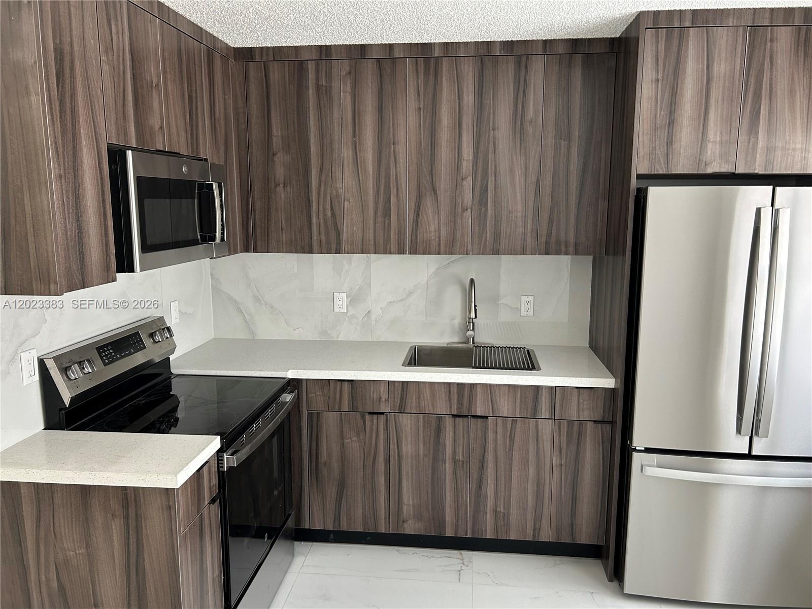 See details / 1728 sq. ft. $ 2026-05-21 0 Photo