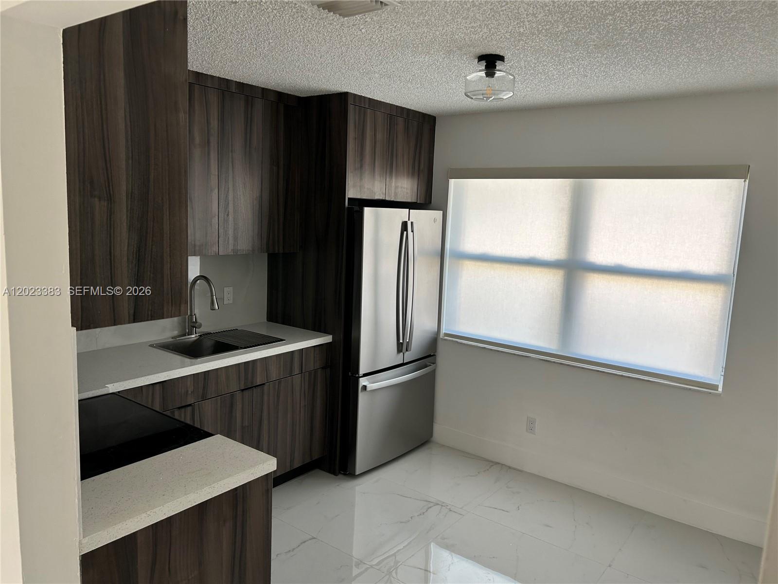 See details / 1728 sq. ft. $ 2026-05-21 0 Photo