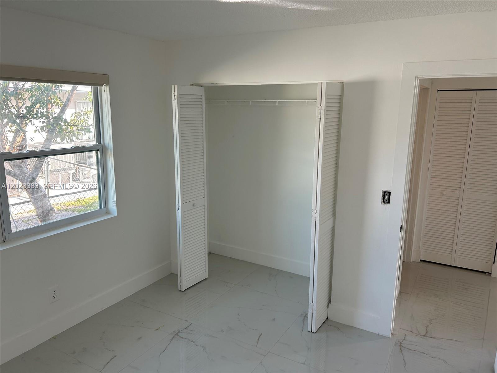 See details / 1728 sq. ft. $ 2026-05-21 0 Photo