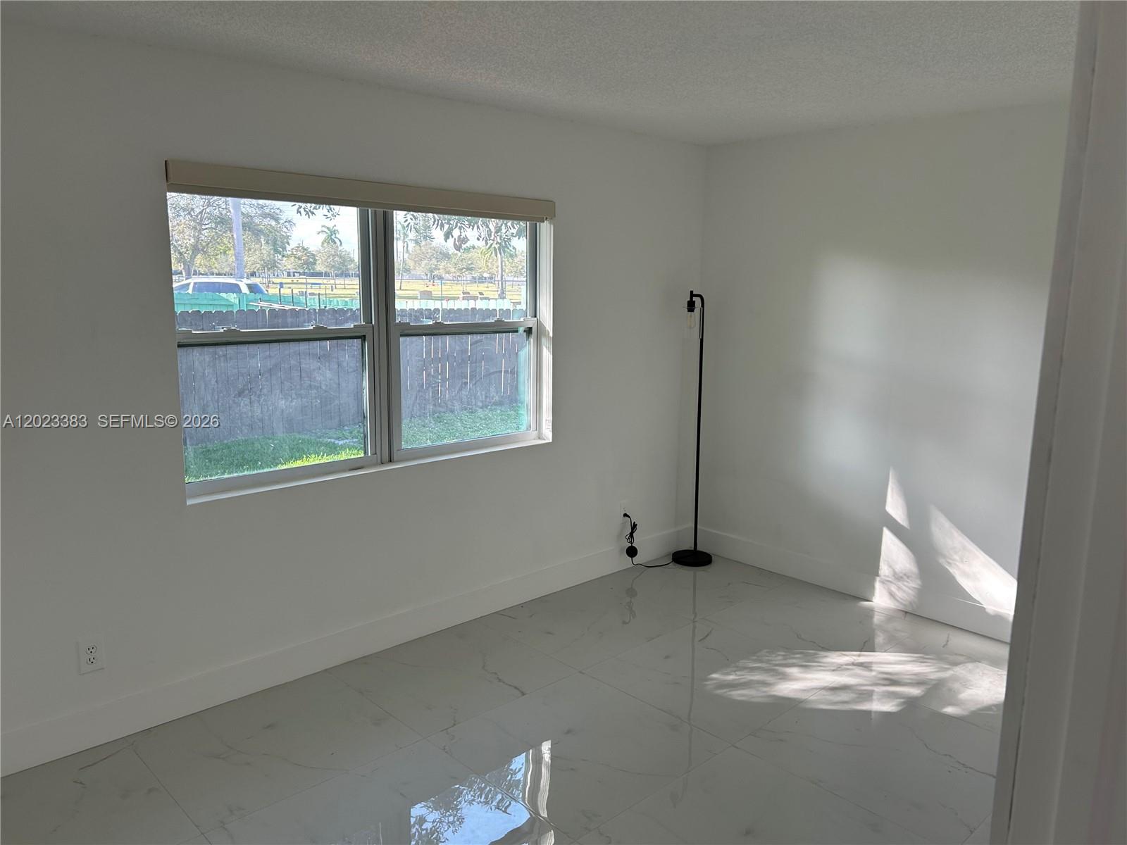 See details / 1728 sq. ft. $ 2026-05-21 0 Photo
