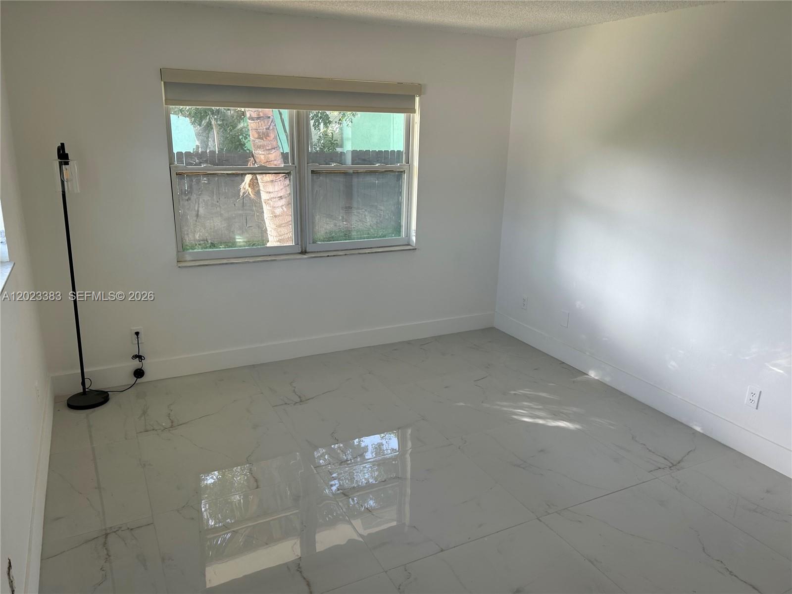 See details / 1728 sq. ft. $ 2026-05-21 0 Photo