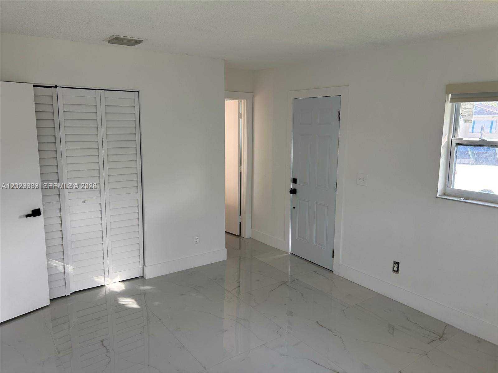 See details / 1728 sq. ft. $ 2026-05-21 0 Photo