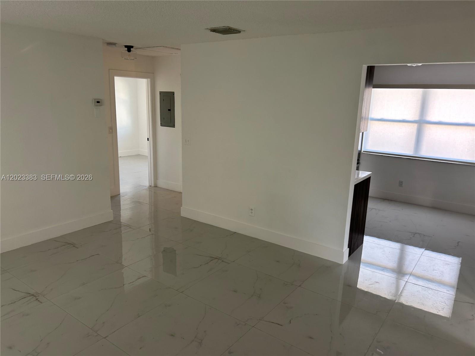 See details / 1728 sq. ft. $ 2026-05-21 0 Photo