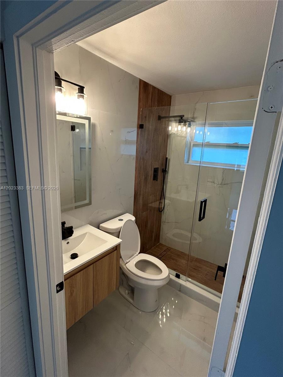 See details / 1728 sq. ft. $ 2026-05-21 0 Photo