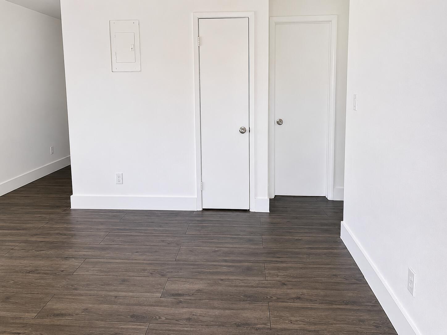 1-3  / 0 1853 sq. ft. $ 2026-06-21 0 foto