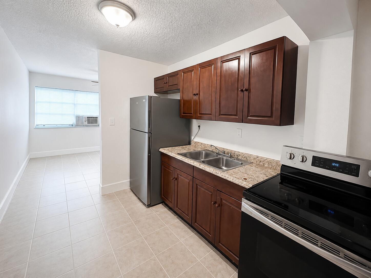 1-3  / 0 1853 sq. ft. $ 2026-06-21 0 foto
