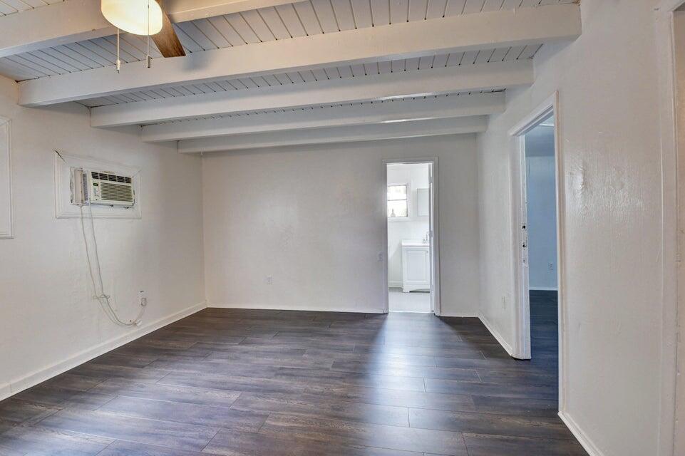 Ver detalles / 0 724 sq. ft. $ 2026-06-21 0 foto