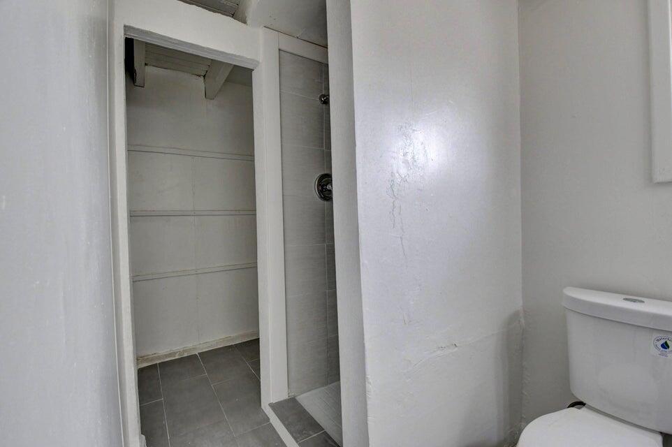 Ver detalles / 0 724 sq. ft. $ 2026-06-21 0 foto