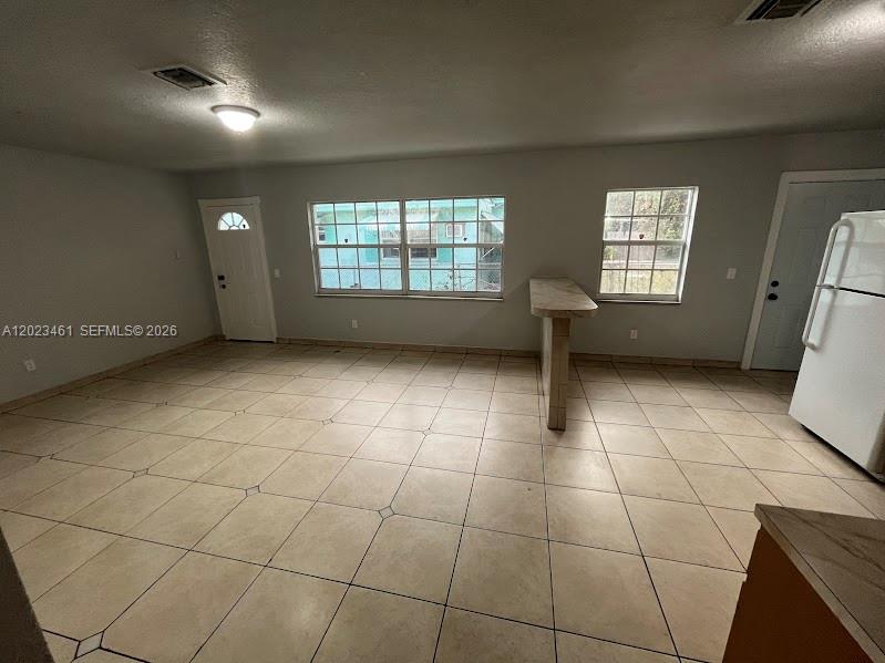 See details / 1856 sq. ft. $ 2026-05-21 0 Photo