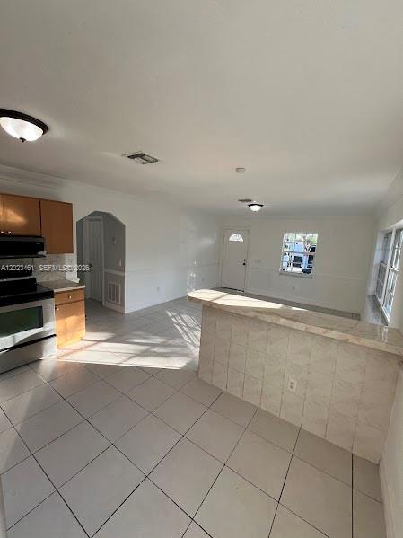 See details / 1856 sq. ft. $ 2026-05-21 0 Photo