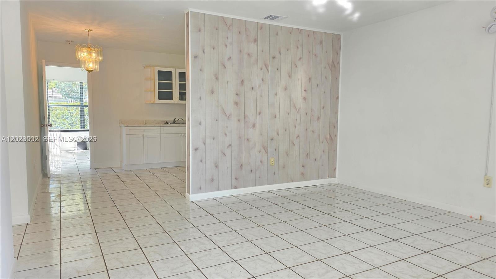See details / 2168 sq. ft. $ 2026-05-21 0 Photo