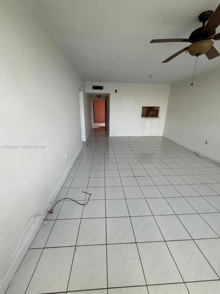 615A 1 / 1 793 sq. ft. $ 2026-05-21 0 Photo