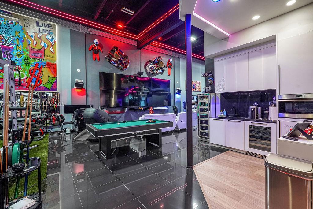See details 210 / sq. ft. $ 2026-05-21 0 Photo