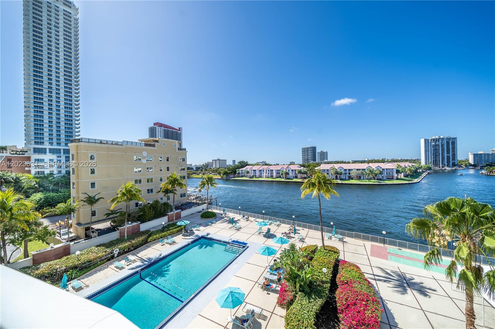 Photo of 3800 Ocean Dr  #306, Hollywood, Florida, 33019 - Balcony