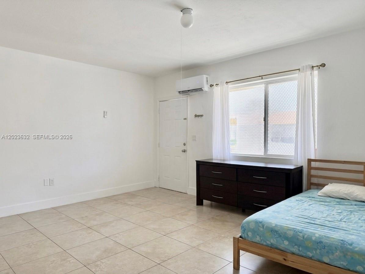 See details / 1912 sq. ft. $ 2026-05-21 0 Photo