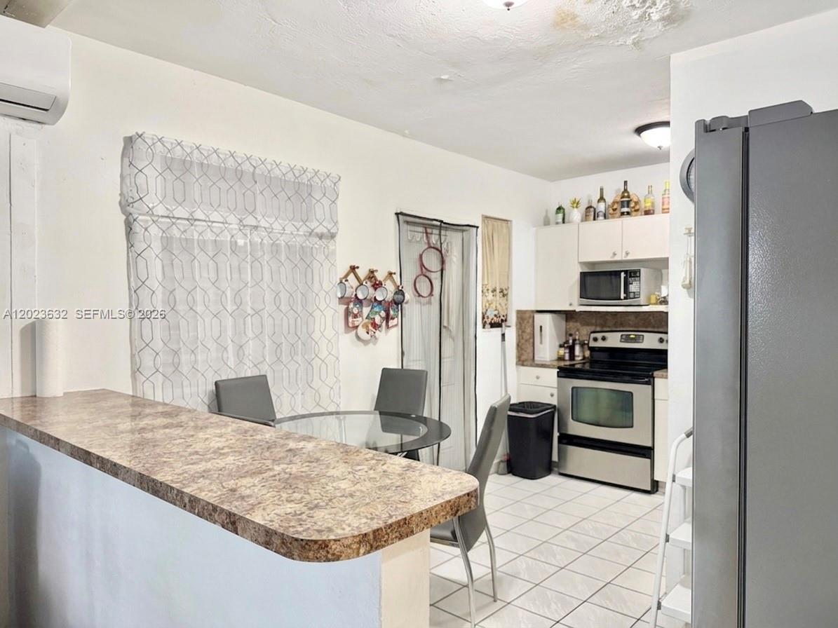 See details / 1912 sq. ft. $ 2026-05-21 0 Photo