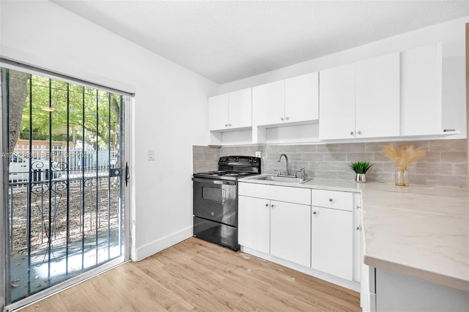 See details / sq. ft. $ 2026-05-21 0 Photo