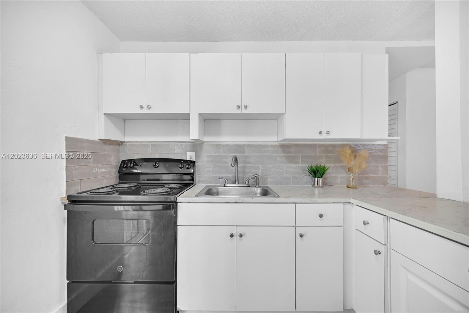 See details / sq. ft. $ 2026-05-21 0 Photo
