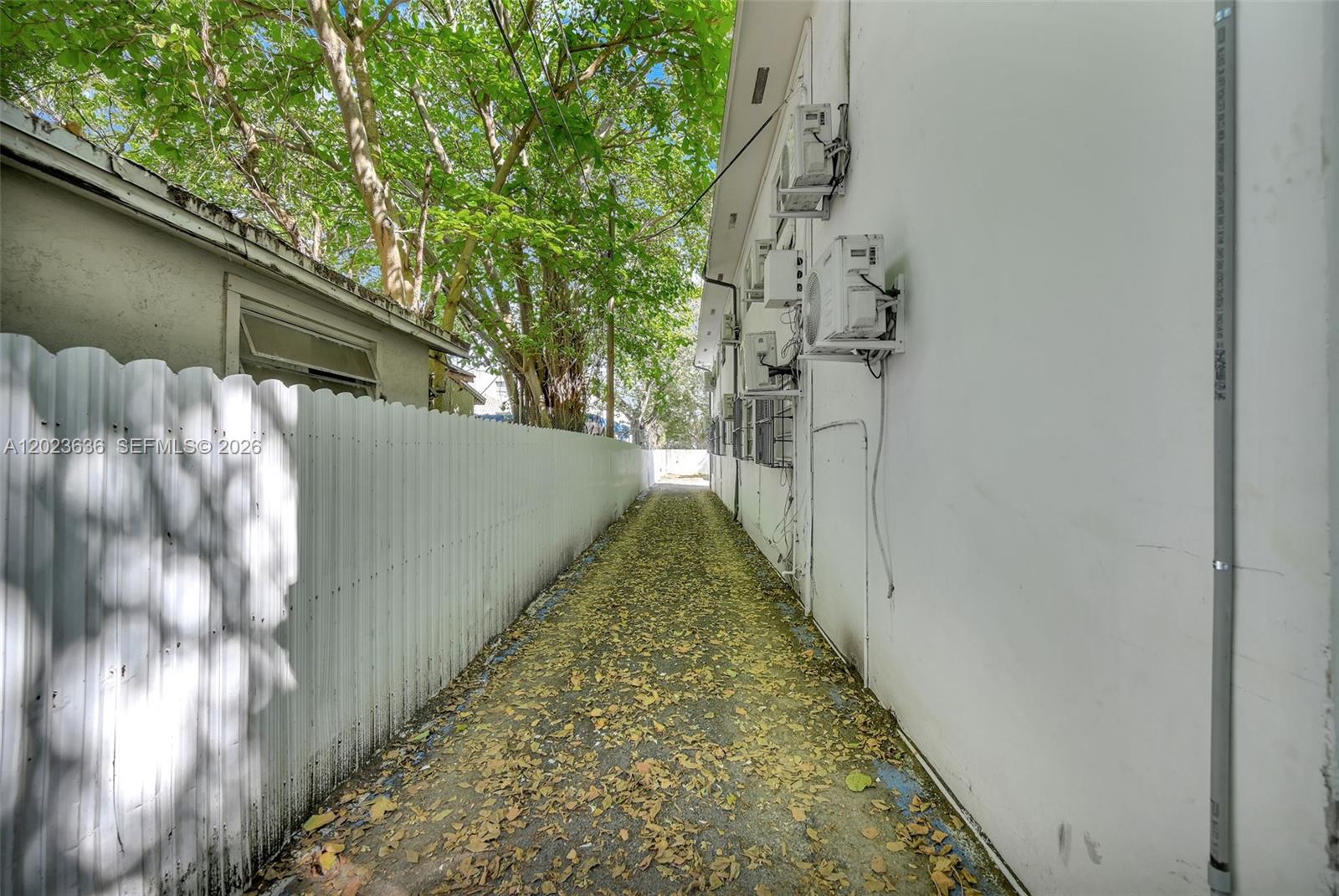 See details / sq. ft. $ 2026-05-21 0 Photo