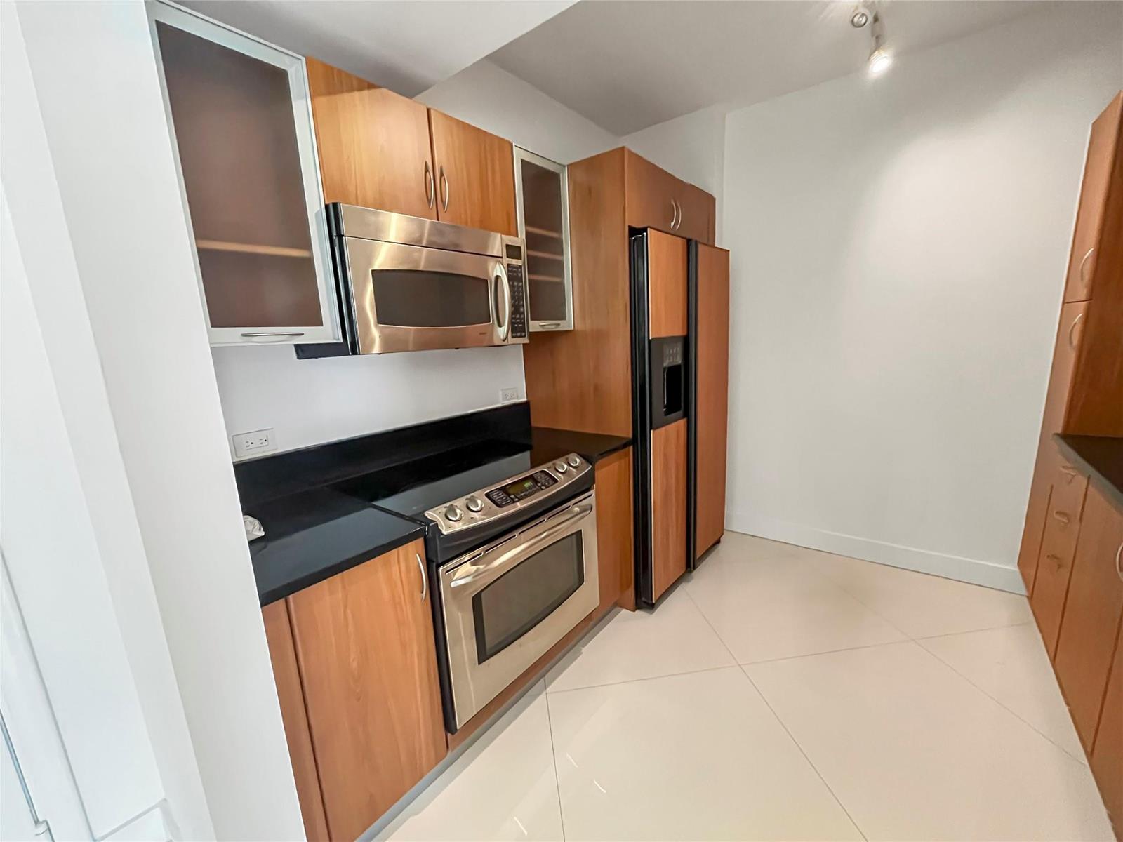 Photo of 2775 187th #627, Aventura, Florida, 33180 - Kitchen