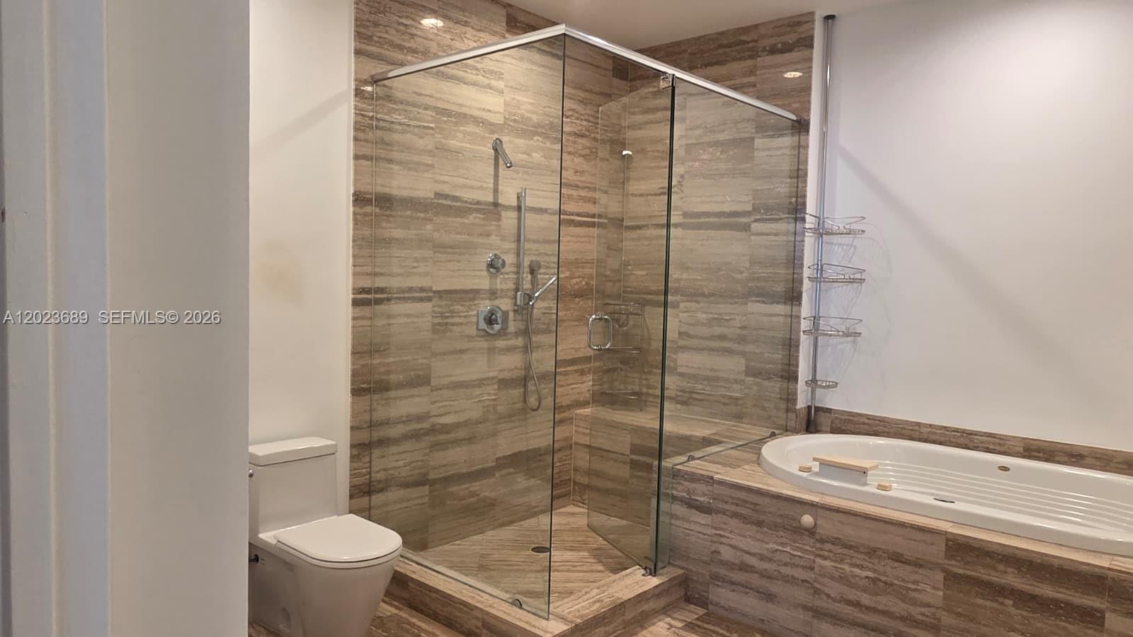 See details 3807 3 / 3 2084 sq. ft. $ 2026-05-22 0 Photo