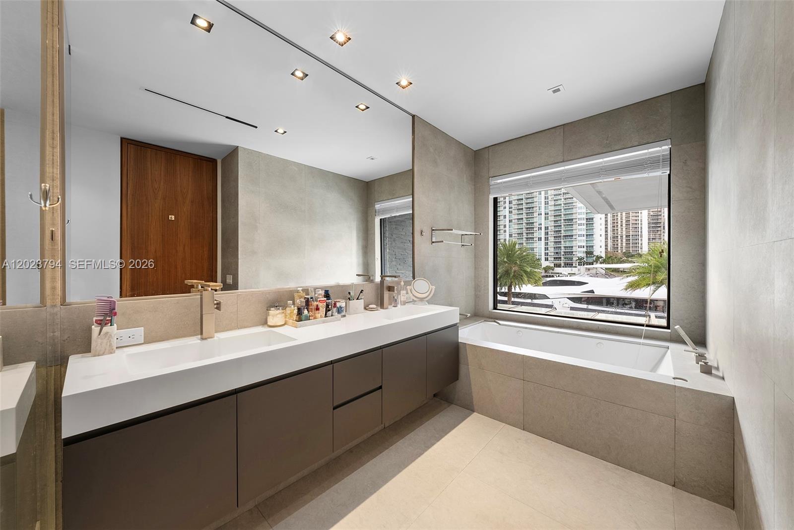 Photo of 385 Centre Is (385), Golden Beach, Florida, 33160 -