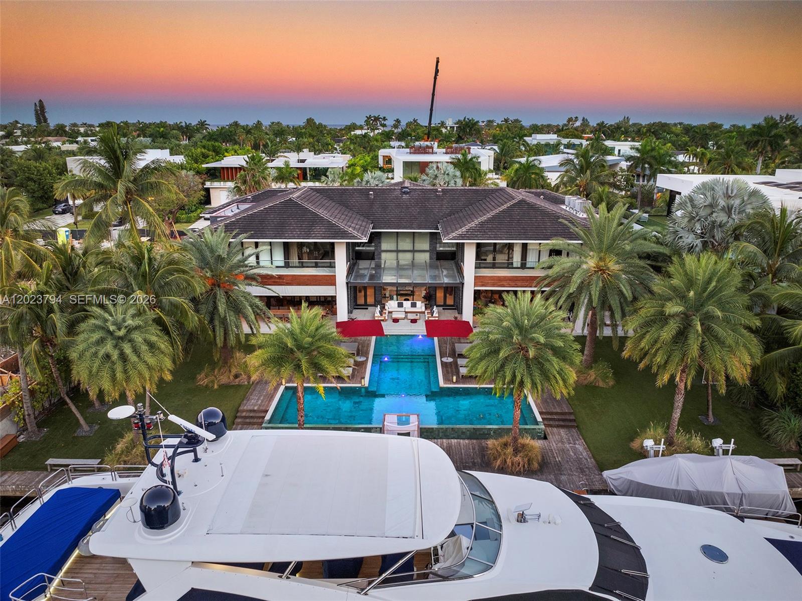 Photo of 385 Centre Is (385), Golden Beach, Florida, 33160 -