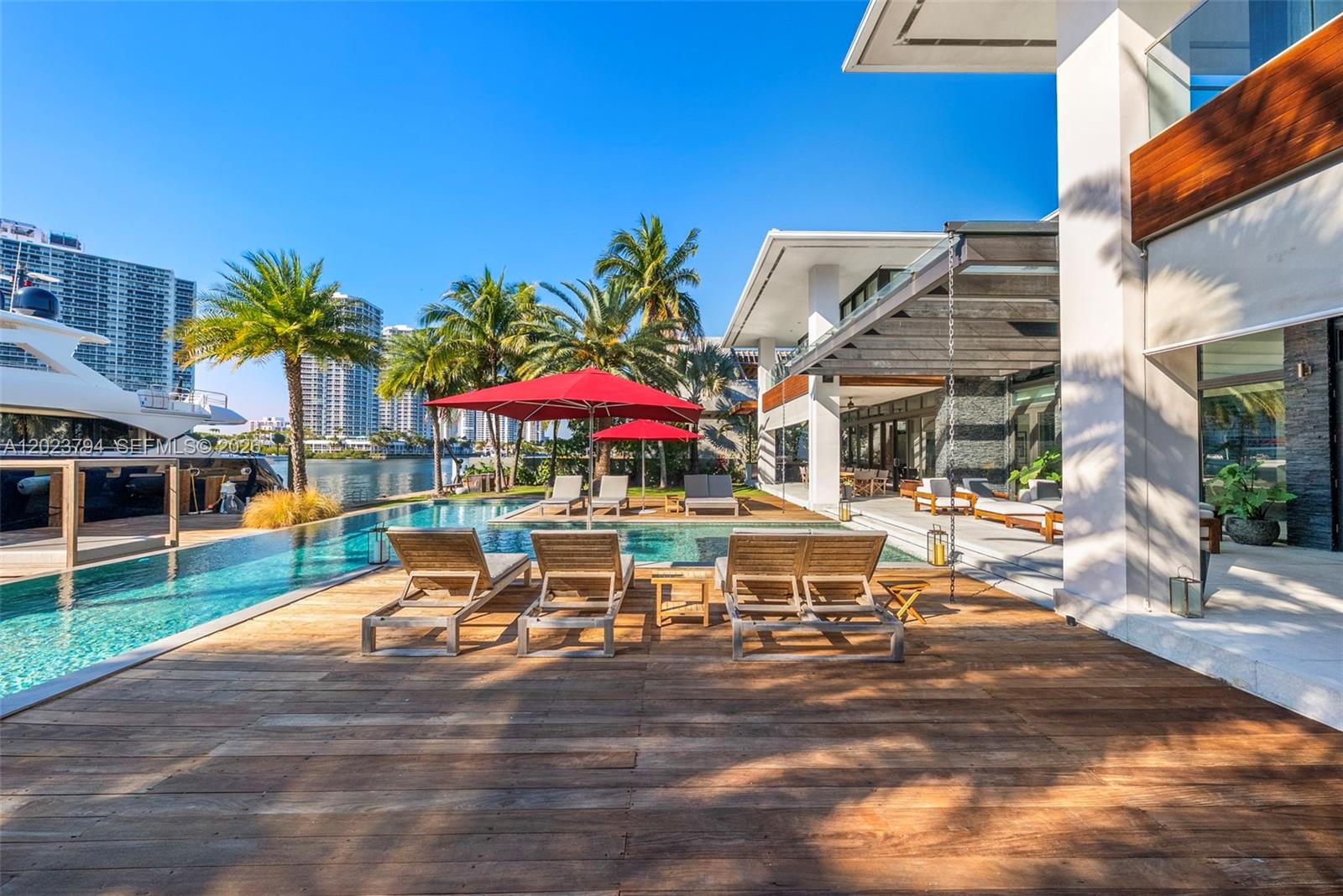 Photo of 385 Centre Is (385), Golden Beach, Florida, 33160 -