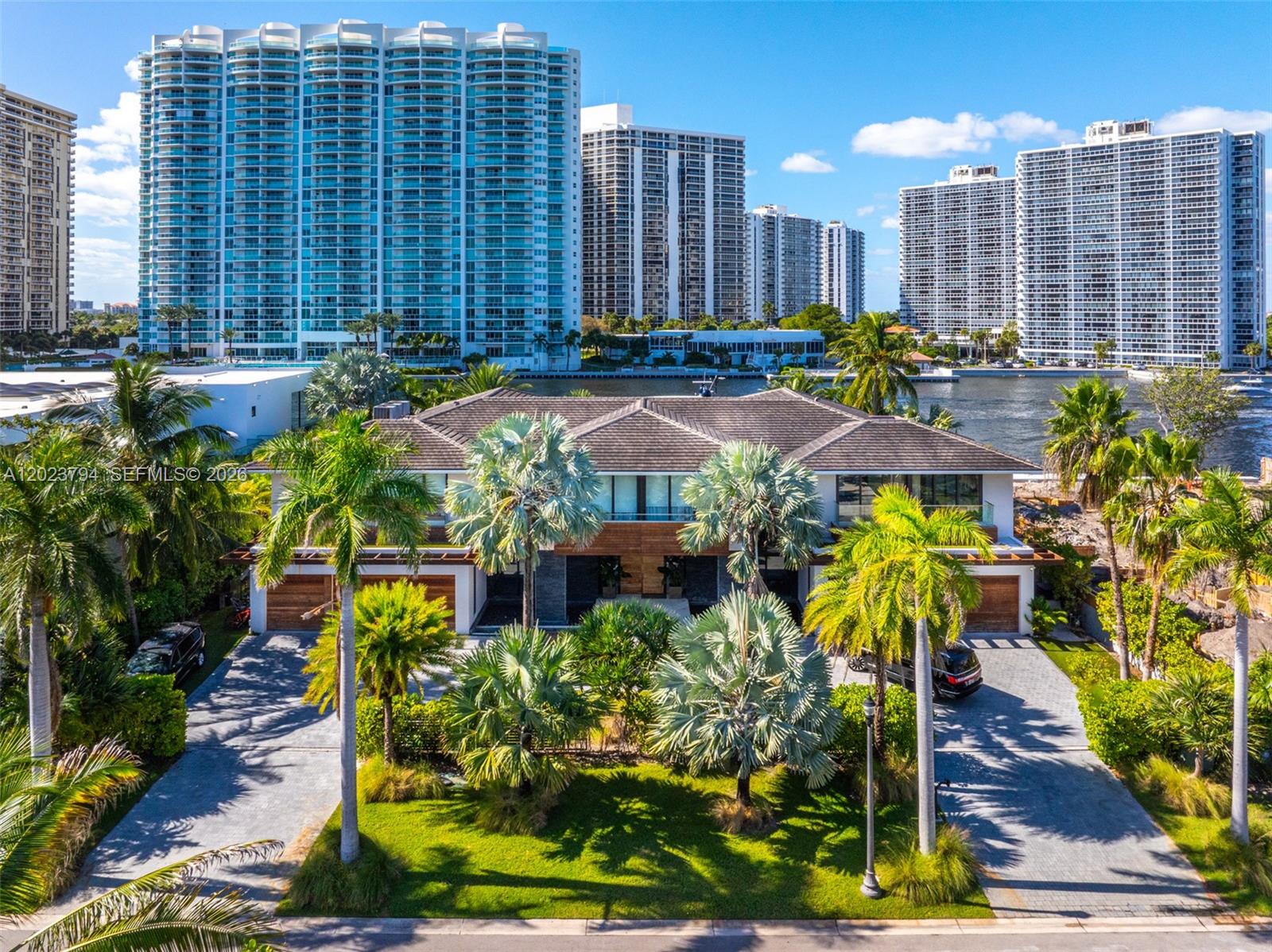 Photo of 385 Centre Is (385), Golden Beach, Florida, 33160 -