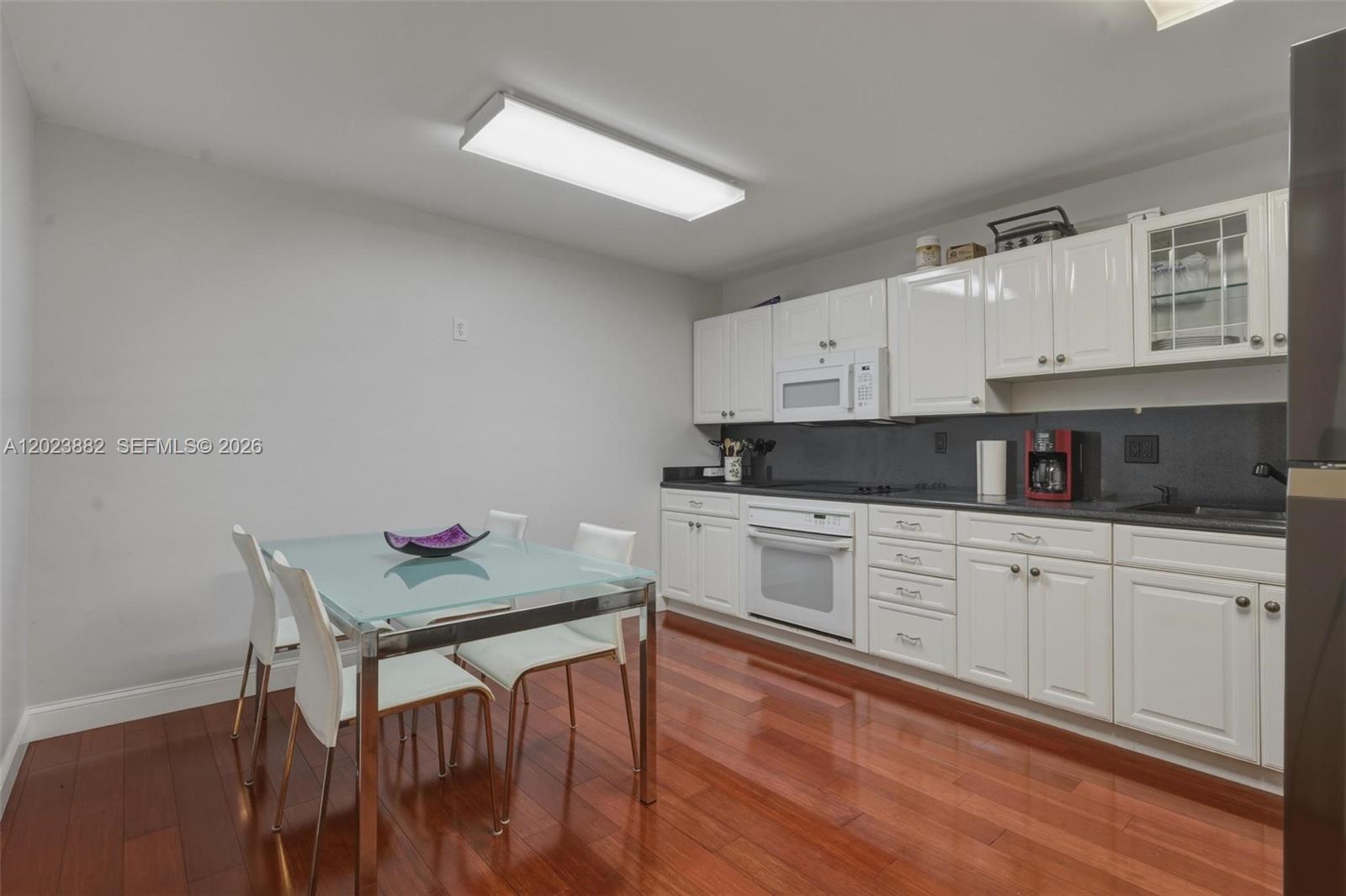   /   sq. ft. $ 2026-05-22 0 Photo