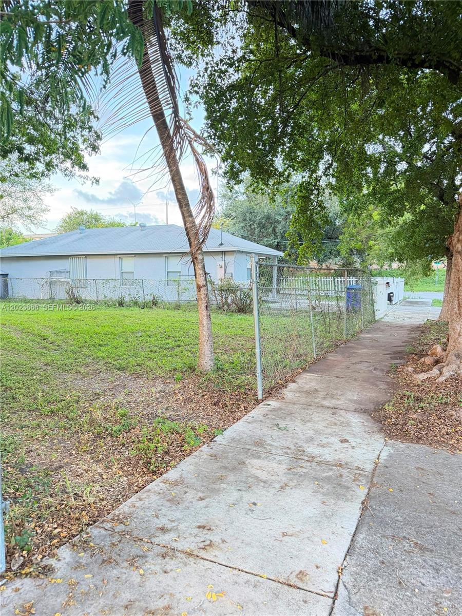 See details / sq. ft. $ 2026-08-11 0 Photo