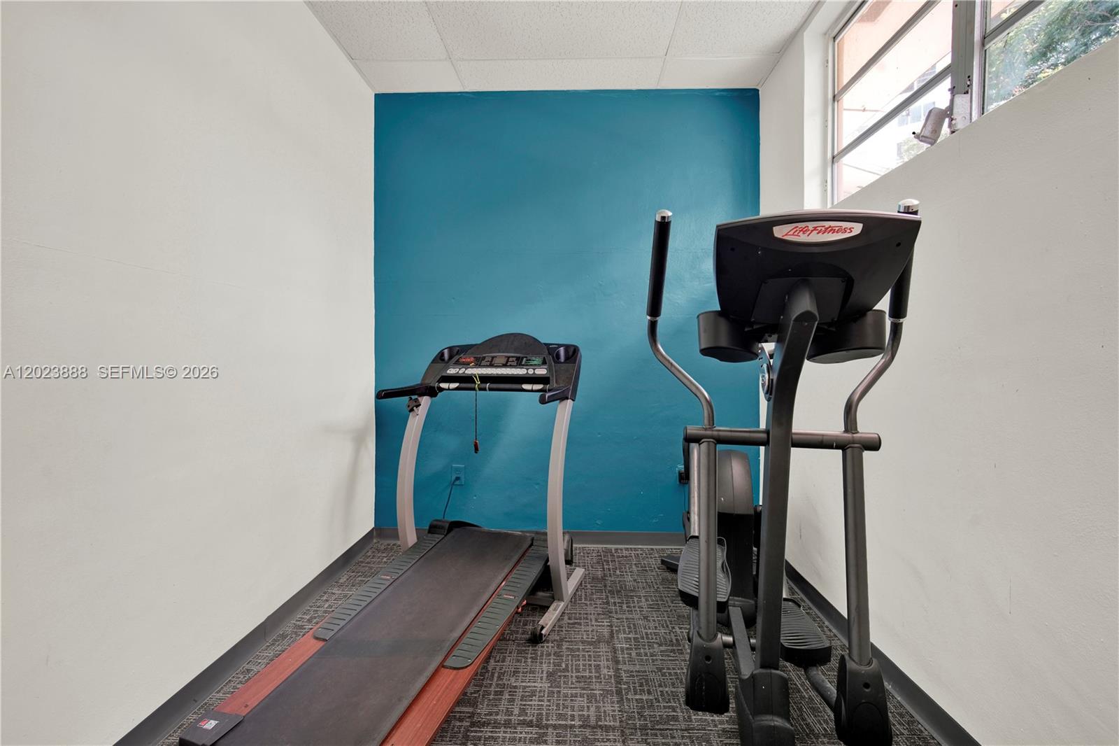 889 2 / 2 1067 sq. ft. $ 2026-05-22 0 foto