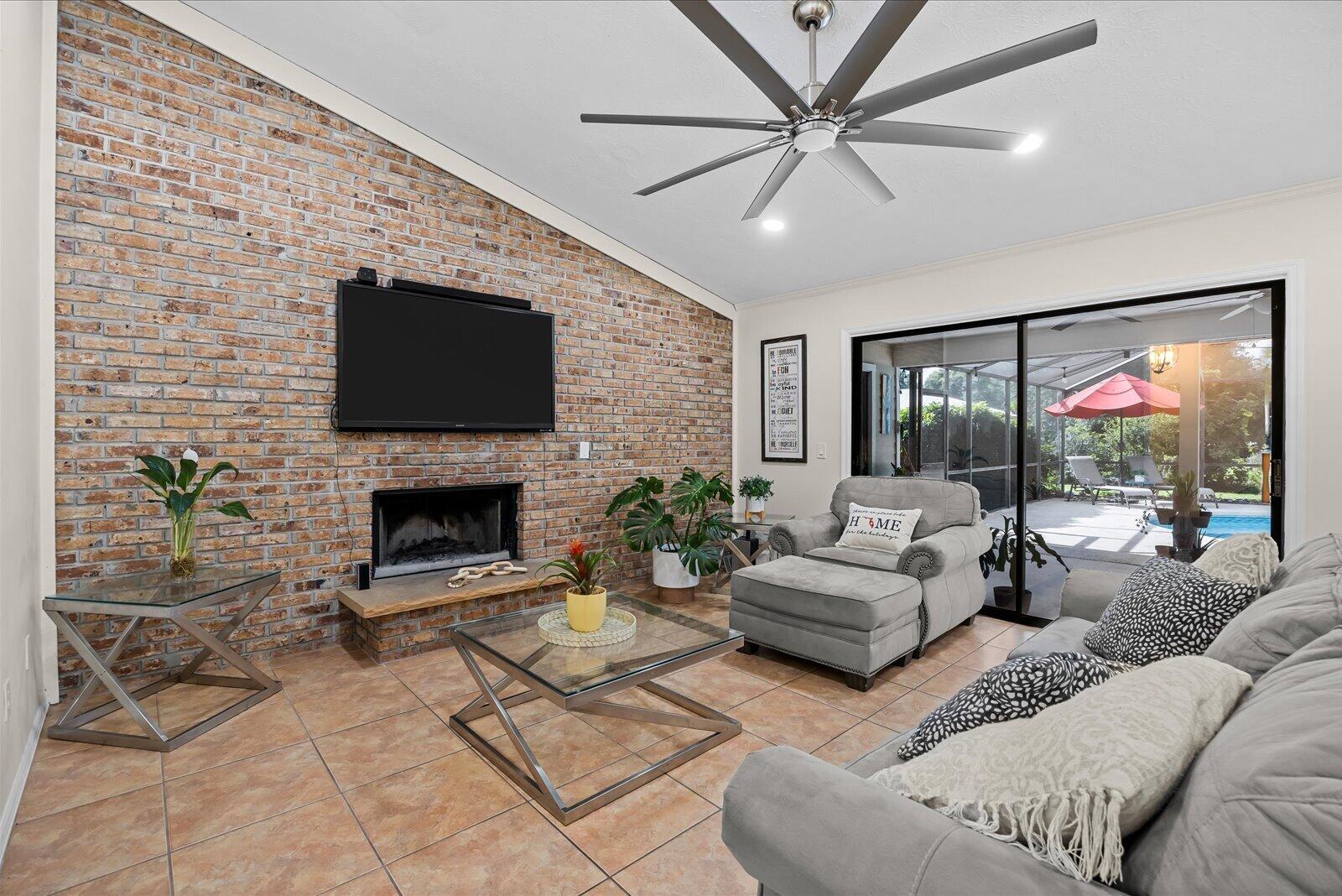 Ver detalles 3603 4 / 3 2356 sq. ft. $ 2026-06-11 0 foto