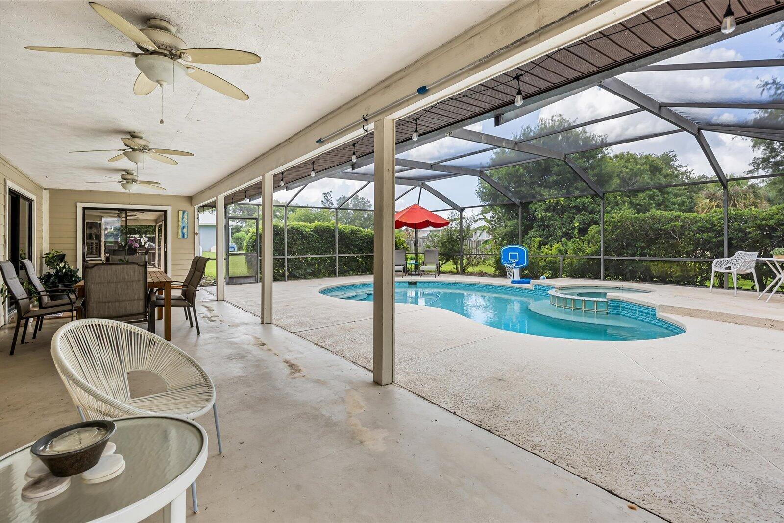 Ver detalles 3603 4 / 3 2356 sq. ft. $ 2026-06-11 0 foto