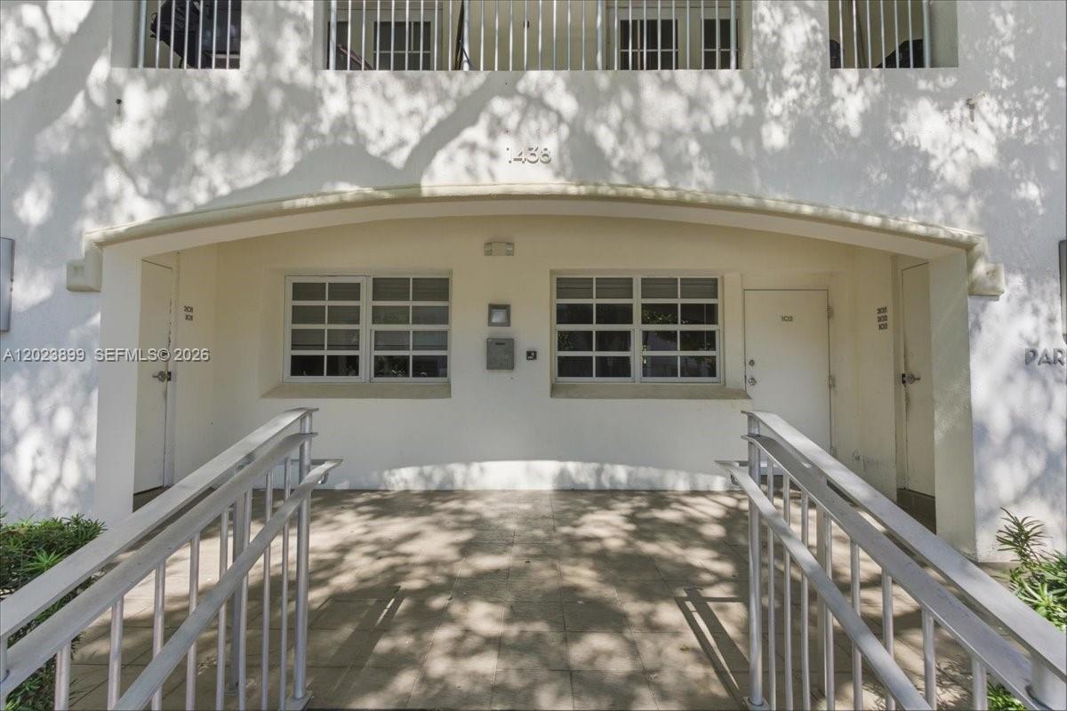 See details / 4644 sq. ft. $ 2026-05-22 0 Photo