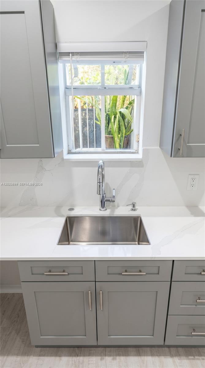 See details / 4644 sq. ft. $ 2026-05-22 0 Photo
