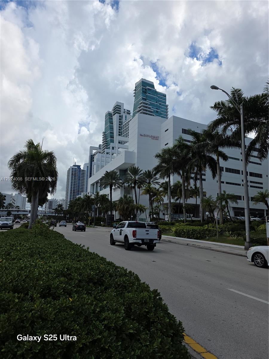 Photo of 3725 Ocean Dr  #617, Hollywood, Florida, 33019 - 