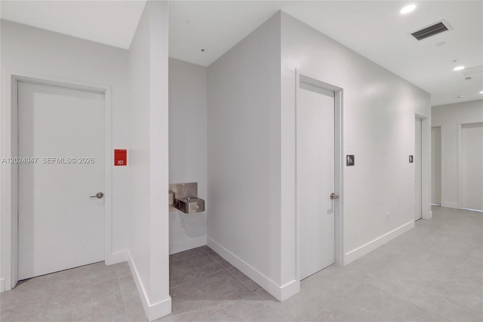 306  /   sq. ft. $ 2026-05-22 0 Photo