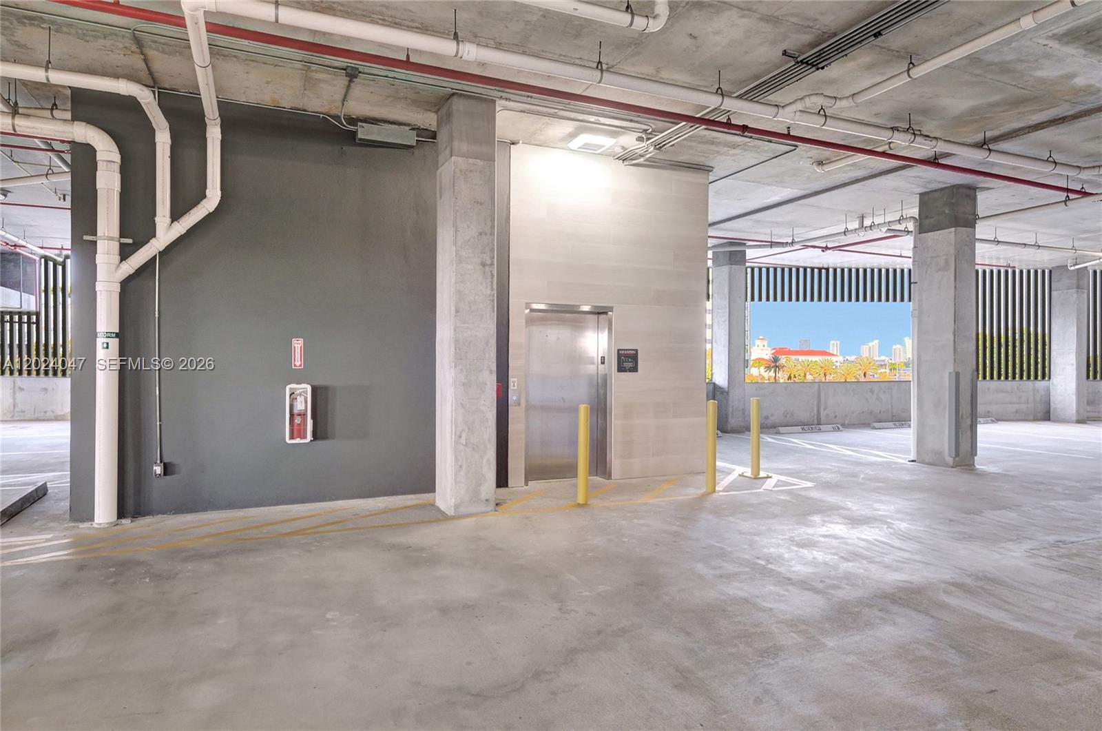 306  /   sq. ft. $ 2026-05-22 0 Photo