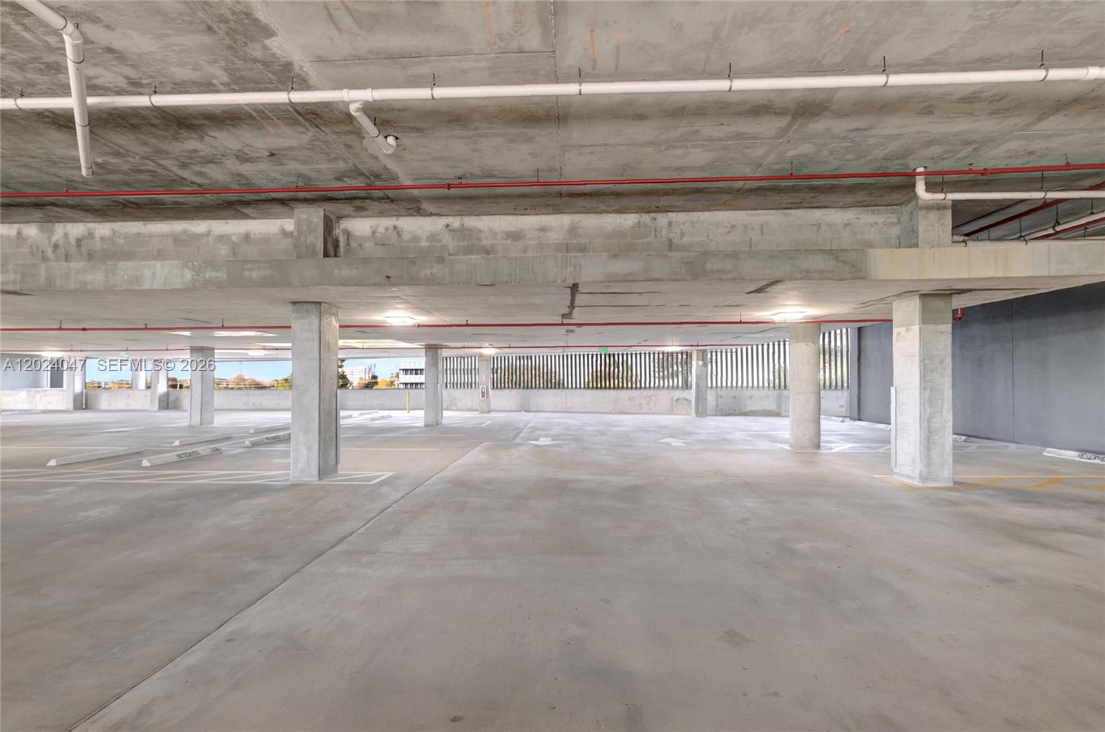 306  /   sq. ft. $ 2026-05-22 0 Photo