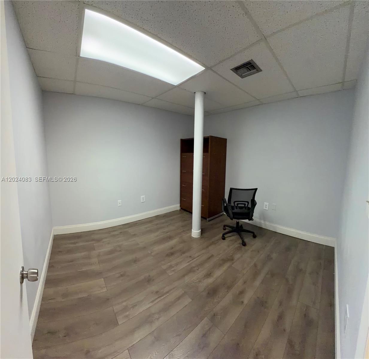 See details / sq. ft. $ 2026-05-22 0 Photo
