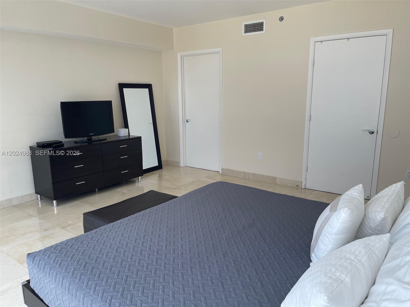 3407 1 / 1 871 sq. ft. $ 2026-05-22 0 Photo