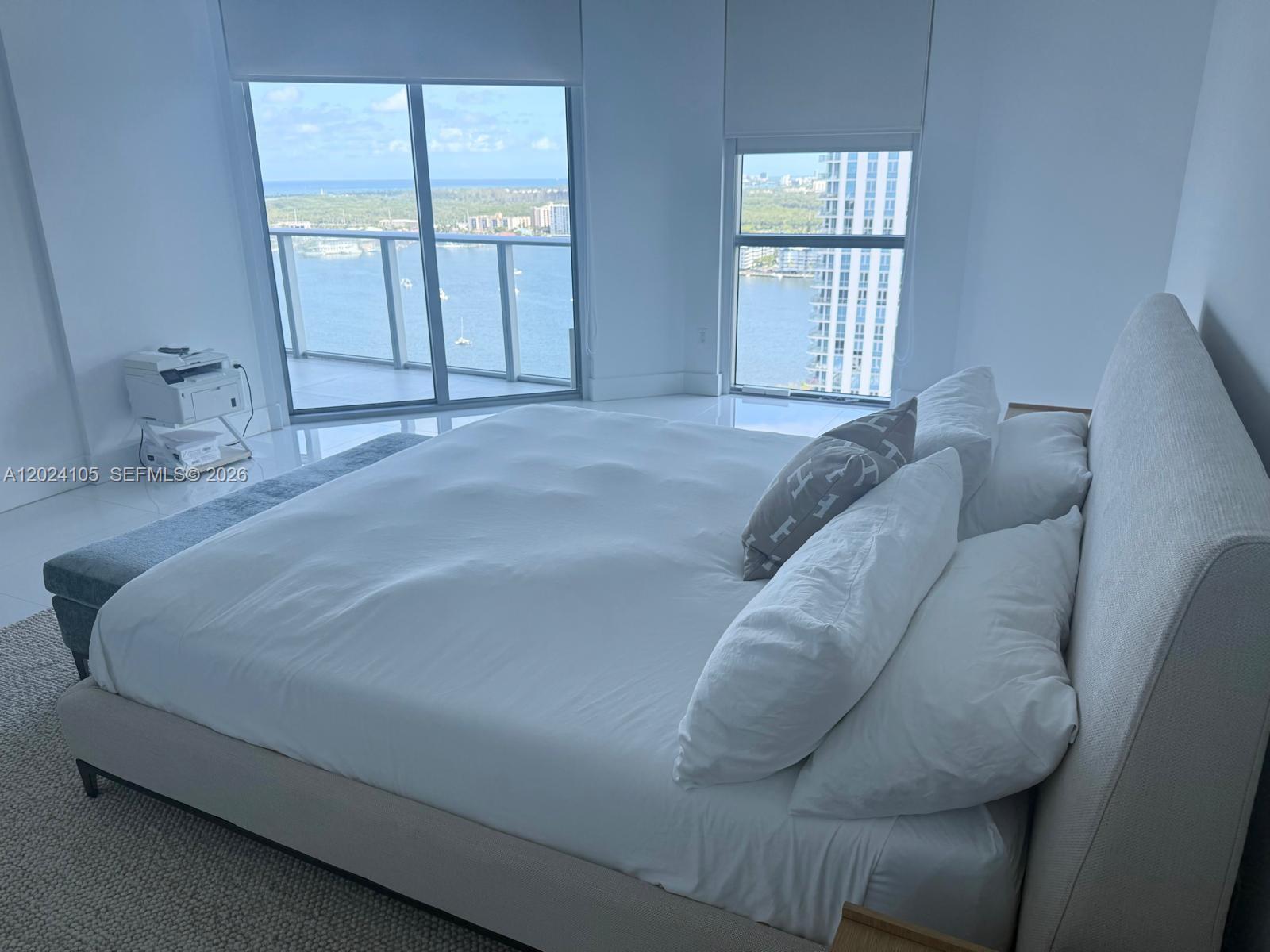 Photo of 17301 Biscayne Blvd #2305, North Miami Beach, Florida, 33160 -