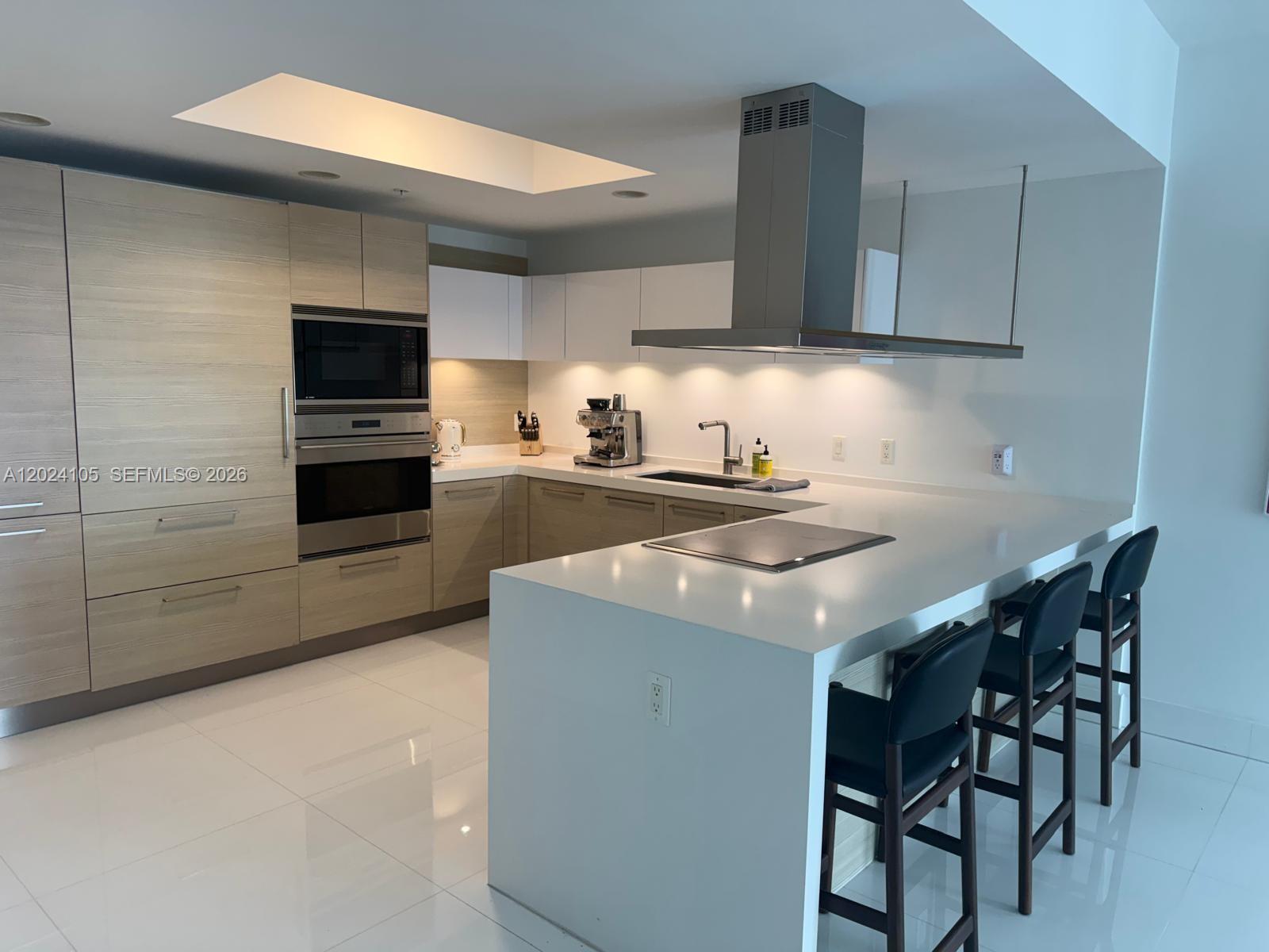 Photo of 17301 Biscayne Blvd #2305, North Miami Beach, Florida, 33160 -