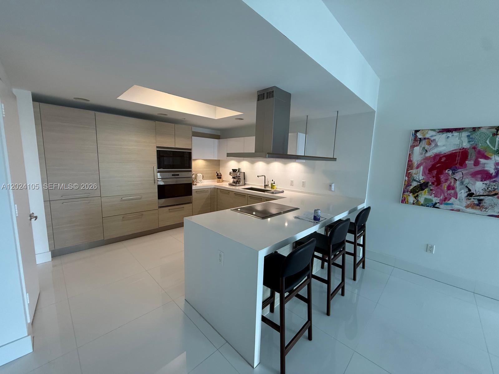 Photo of 17301 Biscayne Blvd #2305, North Miami Beach, Florida, 33160 -